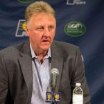 Bird deja el cargo de presidente de los Pacers