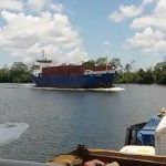 Bluefields: Captan en video el choque entre dos embarcaciones en río Escondido