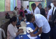 Gobierno entrega Bono Solidario a estudiantes de Boaco