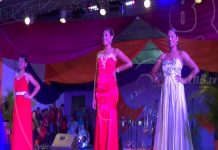 Coronan a la reina del 122 aniversario de la ciudad de Boaco