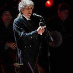 Acusan a Bob Dylan de plagiar discurso de aceptación del Nobel