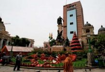 Bolivianos reciben el Año Nuevo con tradiciones milenarias