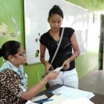 Bono Solidario alegra a jóvenes estudiantes de Bluefields