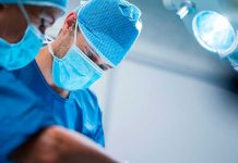 Realizan primer transplante de cabeza humana en China