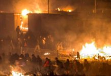 Cientos de inmigrantes realojados por el incendio de campamento en Francia