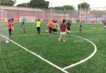 Familias abarrotan nuevo Complejo Deportivo Hugo Chávez