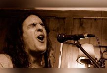 Cantar ayuda a rehabilitar la voz y retrasar su envejecimiento
