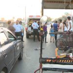 Taxi choca caponera y deja un lesionado cerca del Mayoreo