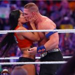 John Cena le propuso matrimonio a su novia Nikki Bella