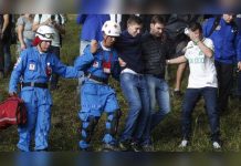Sobrevivientes del Chapecoense visitaron el sitio de la tragedia aérea en Colombia