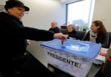 Chilenos votan en primarias presidenciales