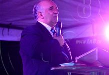 Sobreviviente de los 33 mineros chilenos brinda testimonio de fe
