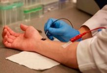Un pequeño chip para curarlos a todos: un hito en medicina regenerativa