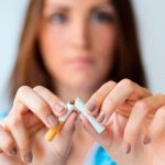 Estudio revela un insólito método para dejar de fumar