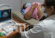Pobladores de Batahola Sur reciben atención médica con clínica móvil nicaragua, salud, managua, clinica movil, batahola sur,