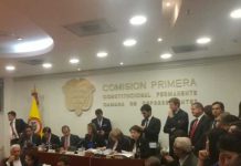Archivan en Colombia proyecto para referendo sobre adopción por homosexuales