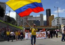 Toma de Bogotá y paro de varios gremios este martes en Colombia