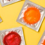 Esta pegatina pretende sustituir al condón de toda la vida