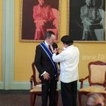 Nicaragua condecora a embajador saliente de Chile