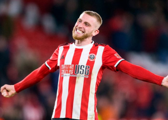 Deportes, Sheffield Unite, agresión, Oliver McBurnie,