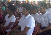 Gobierno entrega Bono Solidario a estudiantes de Diriá