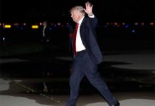Trump tuitea un polémico video donde simula que golpea a CNN