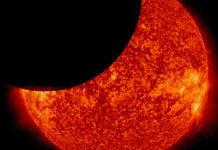 EE. UU: Se agotan las gafas protectoras para ver el eclipse más esperado de la historia