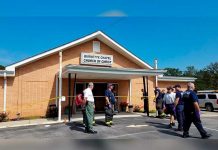 Un muerto y siete heridos durante un tiroteo en una iglesia de EE.UU