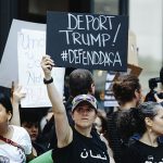 Jóvenes indocumentados salen a las calles a «dar la cara» por fin de DACA