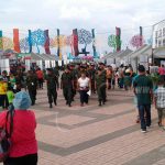 Población se desborda en exhibición de equipos y medios estáticos del Ejército