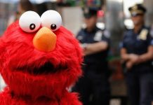Plaza Sésamo despide a Elmo por recortes de Donald Trump