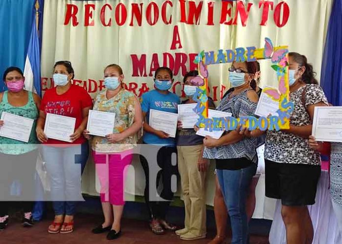 nicaragua, managua, colegio, reconocimiento, madres, emprendimiento,