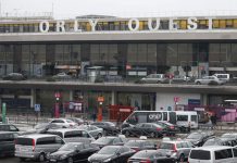 Evacuan el aeropuerto parisino de Orly en Francia tras un posible tiroteo
