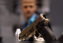 Revelan el paradero de la pistola favorita de Pablo Escobar, desaparecida luego de su muerte