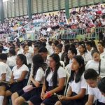 Nueva Guinea: Alumnos reciben contentos el Bono Solidario