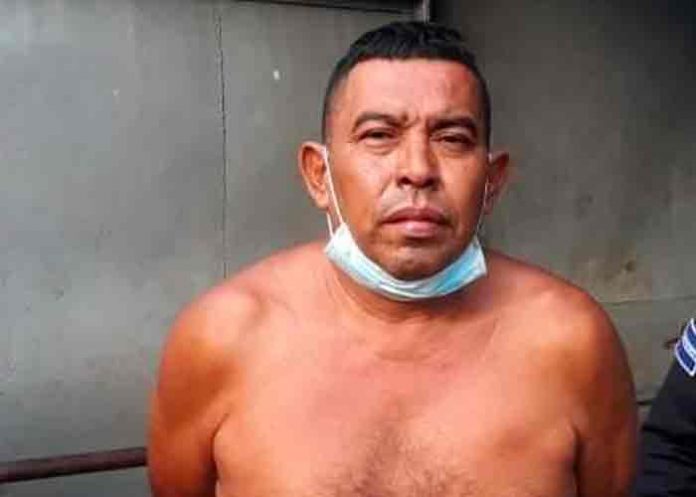 expolicia-feminicidios- el salvador, feminicidios, justicia, violencia de genero,