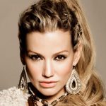 Fanny Lu regresa al escenario con miedo de no disfrutar la tarima