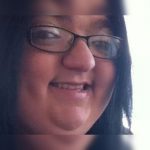 Mujer demanda a sus padres por nacer fea