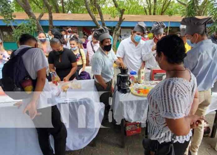 nicaragua, feria, estudiantes,