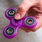 Los peligros ocultos de los fidget spinner