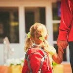 Video: Directora golpea con una tabla a niña de 6 años en Florida florida, video, abuso, maestra, agresiones, nina,