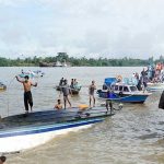 Ocho personas mueren al naufragar una lancha rápida en Indonesia