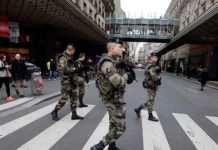 Francia despliega casi 100.000 soldados en las calles para evitar ataques terroristas durante la Navidad