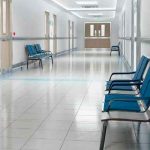 Hospital en Francia transmite una «película para adultos» en la sala de espera video, viral, francia, pelicula, pornografia, insolito, emergencias,