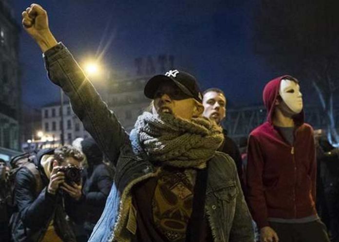 franciaprotestas_hkGgPr8