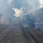 Con fumigación se previene enfermedades en el Barrio 380