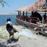 Fumigan y abatizan balnearios en León