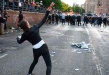 Casi 500 agentes heridos en choques entre policía y manifestantes durante el G20