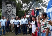 Honores al padre guerrillero Gaspar García Laviana en su paso a la inmortalidad