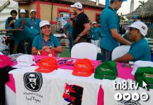Explosión de talento en feria de la gorra y la camiseta